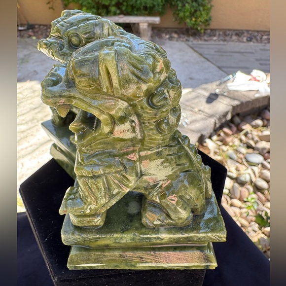 Jade Foo Dog Pair - Picture 2 of 5